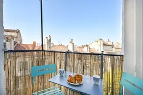Camas: Quiet apartment with balcony - Image 2
