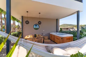 Palmeral Luxury Suites - Plumeria Ground Floor - Image 3