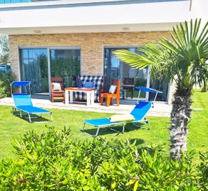 Luxury Apartment Slavica by the sea,with garden - Image 4