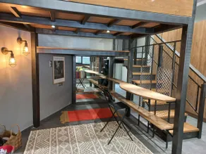 Centrally located loft - Image 4