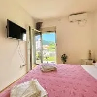 Garden House Budva - Image 4