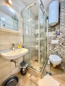 Garden House Budva - Image 3