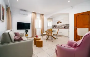 Feel the Aegean vibe at this beachfront boho condo - Image 2