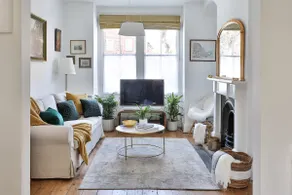 Striking Townhouse & Garden - Heart of Oxford City - Image 2