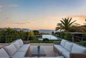 Villa Valli Athenian Riviera - Image 3