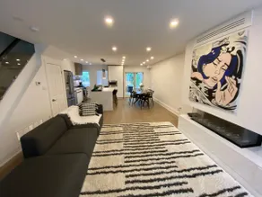 Luxury Modern House with EV Charger in Mid-Town - Image 4
