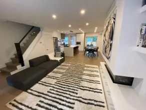Luxury Modern House with EV Charger in Mid-Town - Image 5