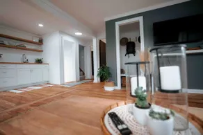 Elegant Boho apartment in downtown Orrville - Image 2