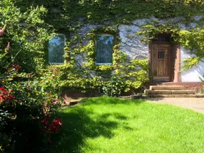 Beautiful apartment in an old country house - Image 2