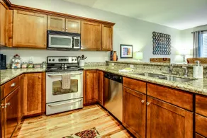 Luxury King Downtown Tallahassee Condo - Image 3