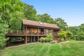 Luxury cabin getaway minutes from Lake Michigan! - Image 3