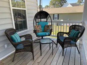 TheFez-Bright Private Getaway Home near ECU Health - Image 3