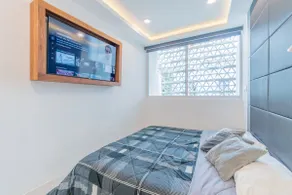 ULTRA Modern & Minimalist LOFT | KING SIZE BED - Image 4