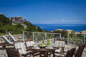 Villa Fokas by the Sea inside a 5 Star Resort - Image 2