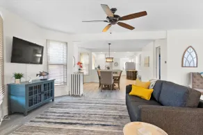 Victorian Home-2Br/2Ba w/ Huge Porch & Game Room! - Image 3