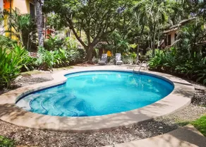 Garden Paradise, Walk to the Beach - Image 3