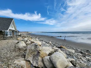 Rye Beach & Portsmouth Restaurants- Quiet Studio - Image 5
