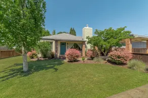 Cozy Boho Bungalow in Eugene! - Image 3