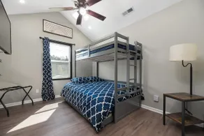 \"Murray Mill Ranch\" — Classy ranch retreat next to Murray Mill; quiet & private - Image 5