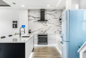 Chic & Cozy River District Townhouse - Image 3