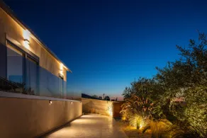 ÉTHAFOS Luxury Apartment - Image 2
