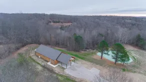 Hocking Luxury, HotTub, Sauna, Pond, Wi-Fi - Image 2