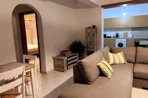 Lovely 2 Bedroom condo with Balcony!! - Image 3