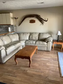 Rustic River Retreat- 2 Bedroom Riverfront Lodging - Image 4