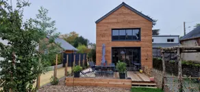 The tree house - Image 2