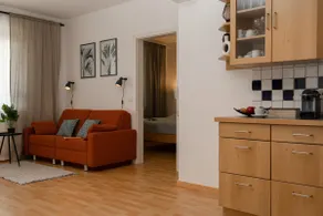 Fresh Apartment with Terrace + Free Parking - Image 5