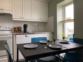 Charming 2-bedroom home in Kincardine's downtown - Image 2