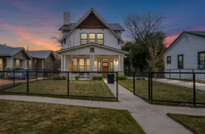 New-built 5 bedrooms, 3.5 baths Craftsman - Image 5