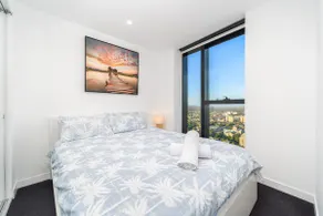 68F Sunrise Skyview MelbCBD. 2BR2Bath. FreeCarpark - Image 5