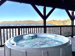 Luxurious Chalet with Jacuzzi and Incredible Views - Image 3