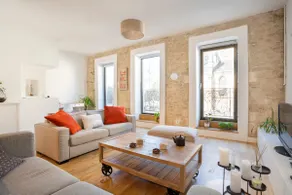80 m2 of Charm: Quiet Central, Parking, Air Conditioning, View - Image 2