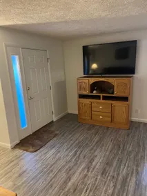 Wonderful 3 Bedroom home close to the Shawnee National Forest - Image 3