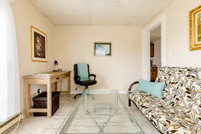 Fort Hill Hideaway Apartment Upstairs - Image 2