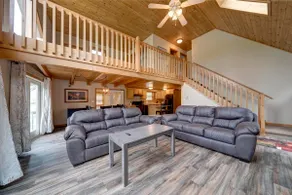 Walk to Beach on Wallenpaupack! Sleeps 8! - Image 4