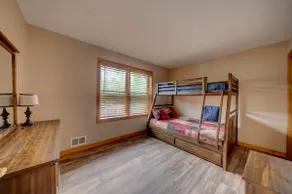 Walk to Beach on Wallenpaupack! Sleeps 8! - Image 3