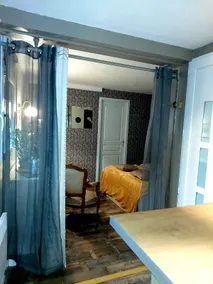 Quiet and cozy little studio. - Image 3