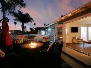SHORE BREAK HOUSE Where Turf Meets Surf! NFLTicket - Image 3