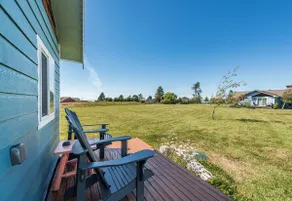 Honeymoon Cottage with two-person jetted tub - Image 5
