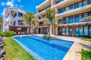 New! Beachfront 2-Bedroom Poolside Akumal Condo - Image 4