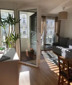 Vienna Sunny Side Up Apartment 20 - Image 2