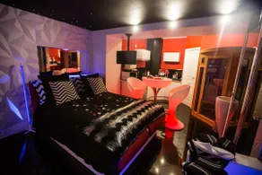 Suite Glamour & Spa - Image 2