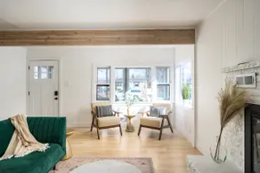 Bright & Modern Retreat - Sleeps 8 - Convenient Location - Image 2