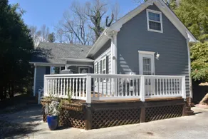 Hemlock House; one block from downtown Saluda - Image 3