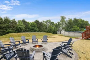 Heated Pool/Hot Tub/Sauna/Fire Pit/Game Room/Yard! - Image 3