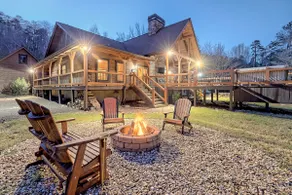 Luxury Riverfront Cabin - Pet Friendly - Image 2