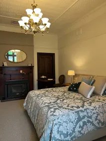 Middlesex - Your home away from home - Image 5